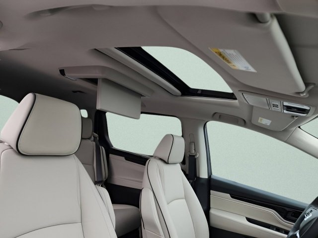 New 2026 Honda Odyssey Touring image 14