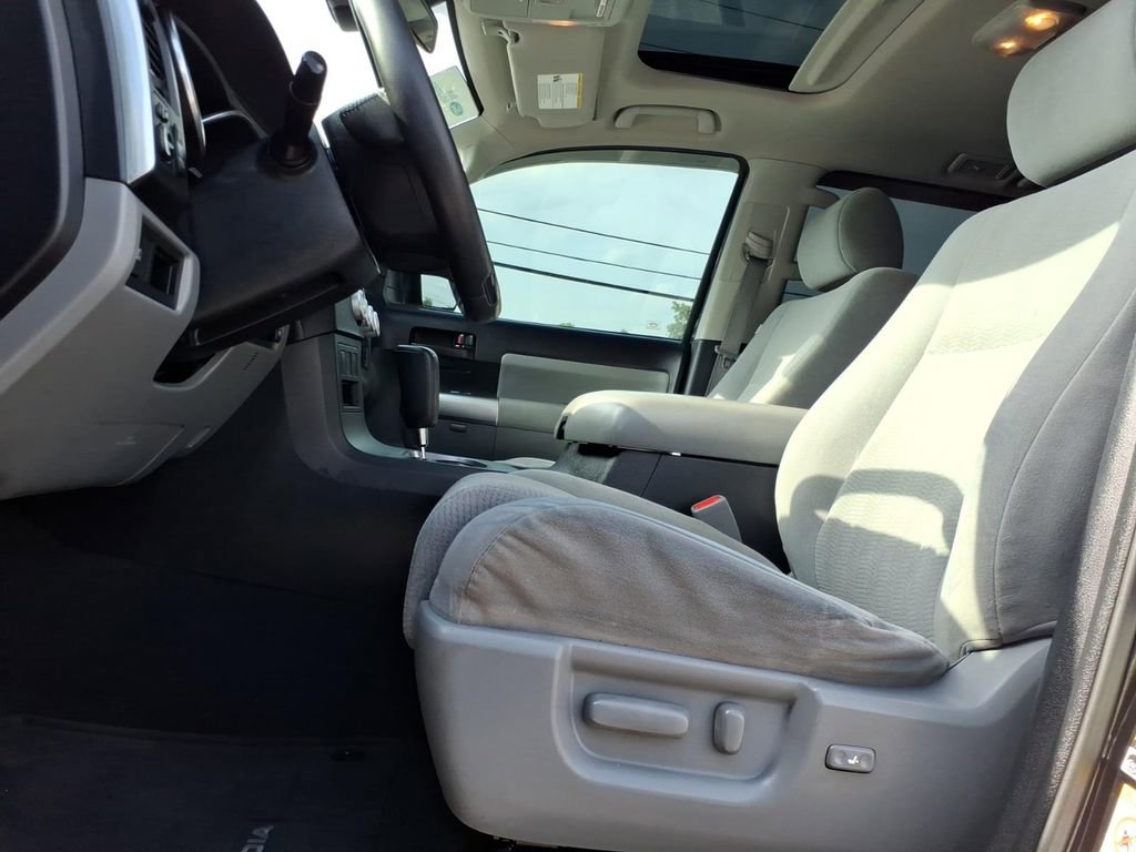 Used 2020 Toyota Sequoia SR5 RWD image 19