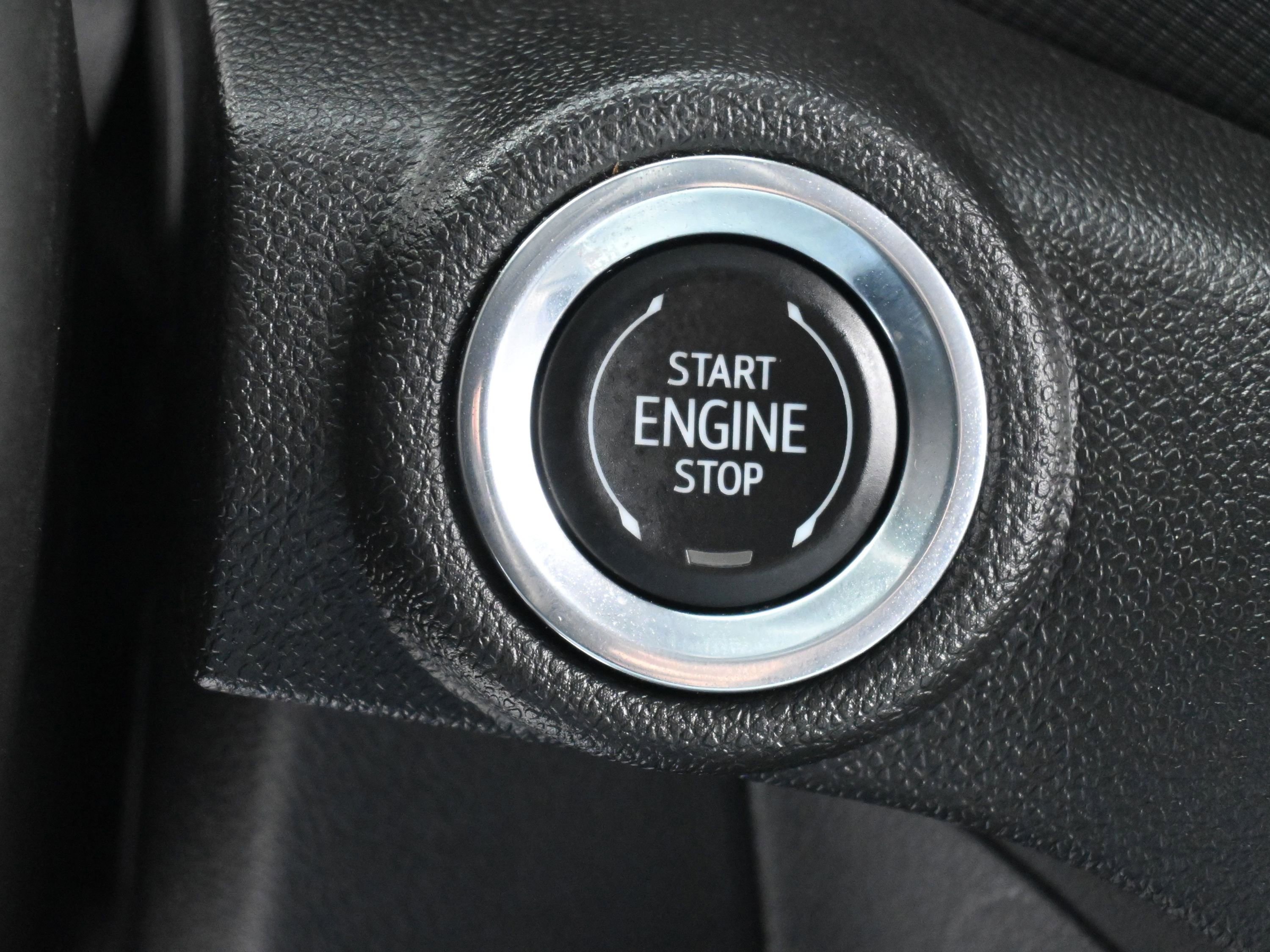 Used 2023 Chevrolet TrailBlazer LT FWD image 26