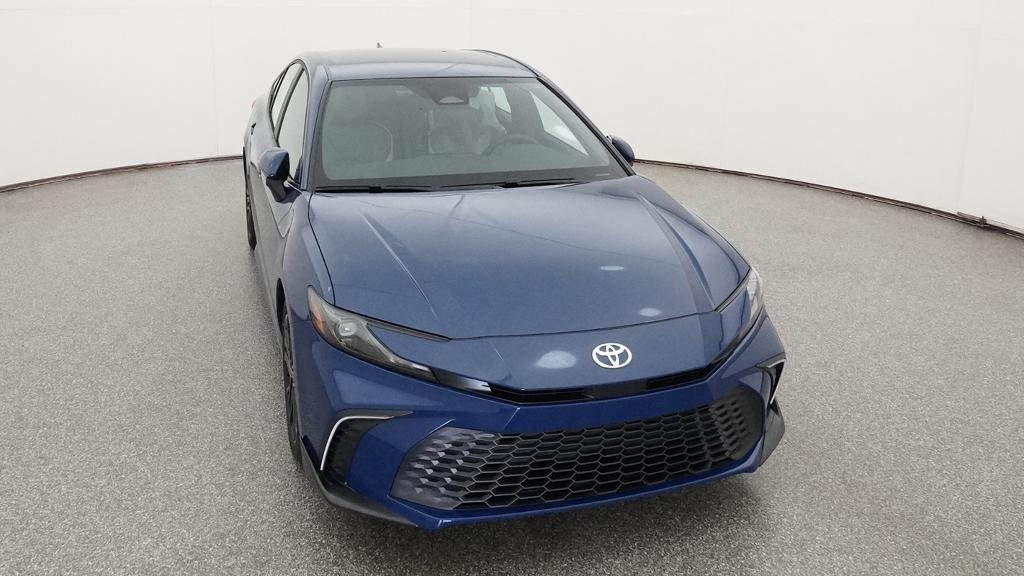 New 2026 Toyota Camry Hybrid FWD image 8