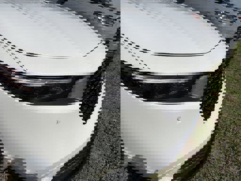 Used 2023 Honda Accord EX-L image 10