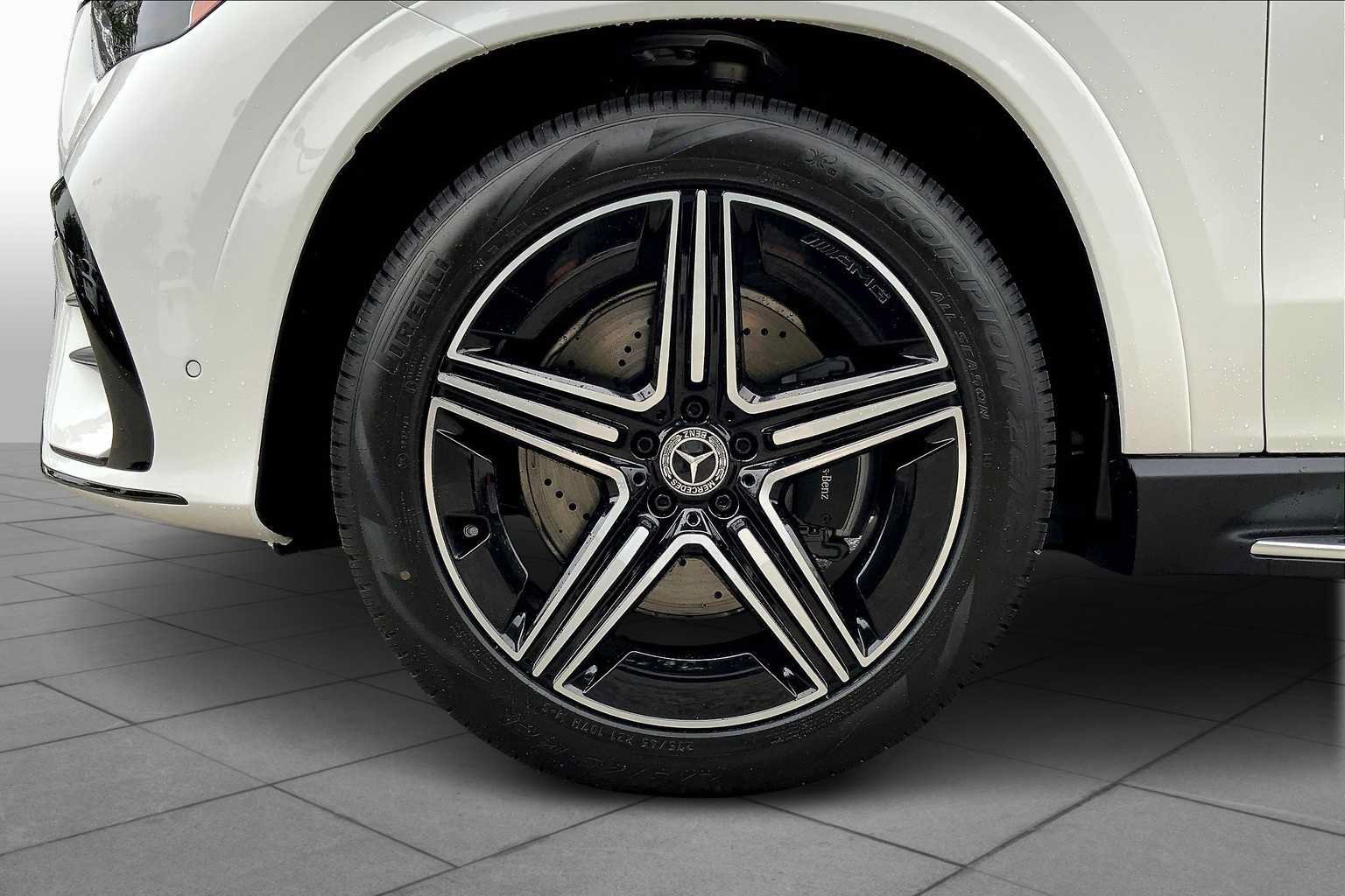 Certified 2026 Mercedes-Benz GLE 450 4MATIC image 15