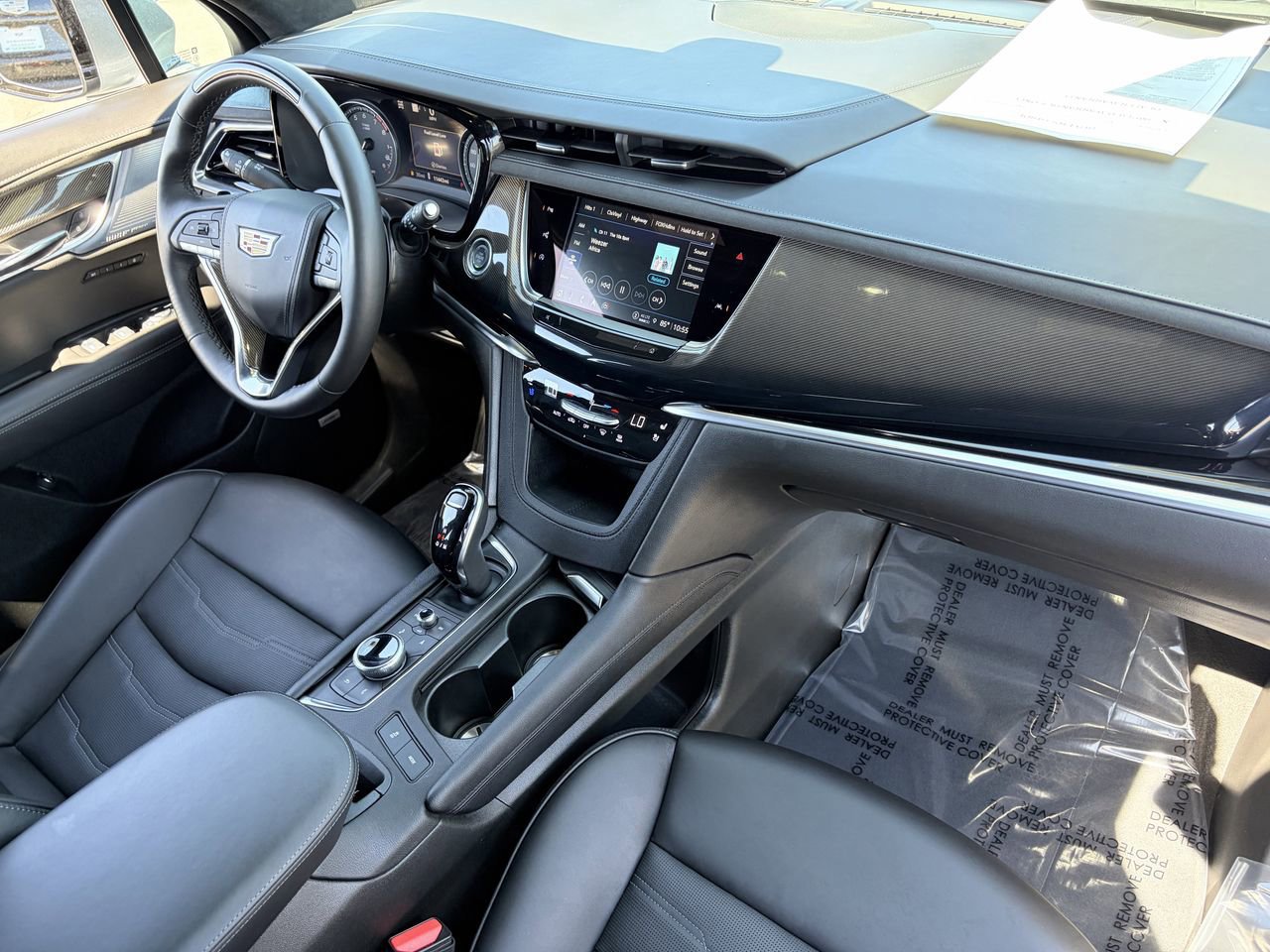 Certified 2025 Cadillac XT6 Premium Luxury w/ Platinum Package image 13