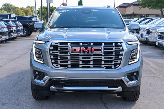 New 2026 GMC Yukon XL Denali video 2