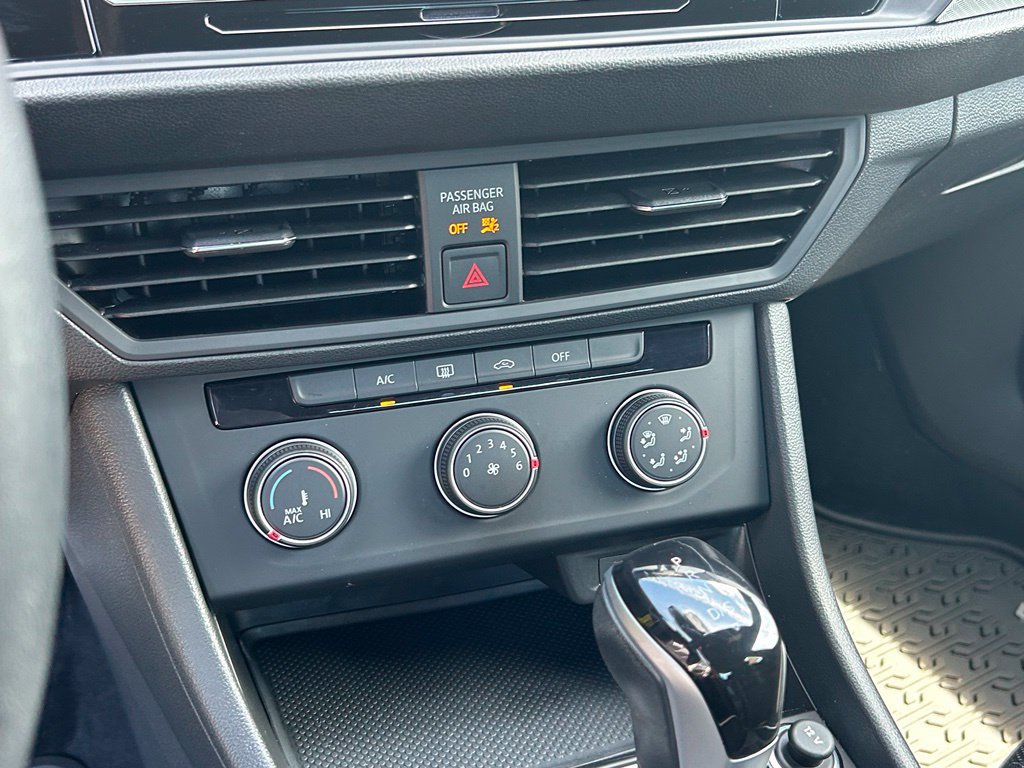 Used 2023 Volkswagen Jetta Sport FWD image 28