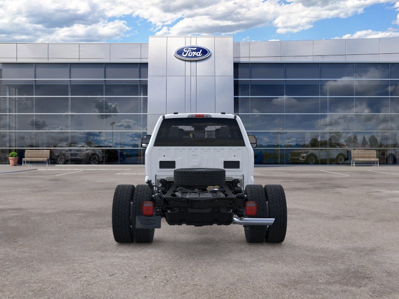 New 2026 Ford F550 4x4 Crew Cab image 5