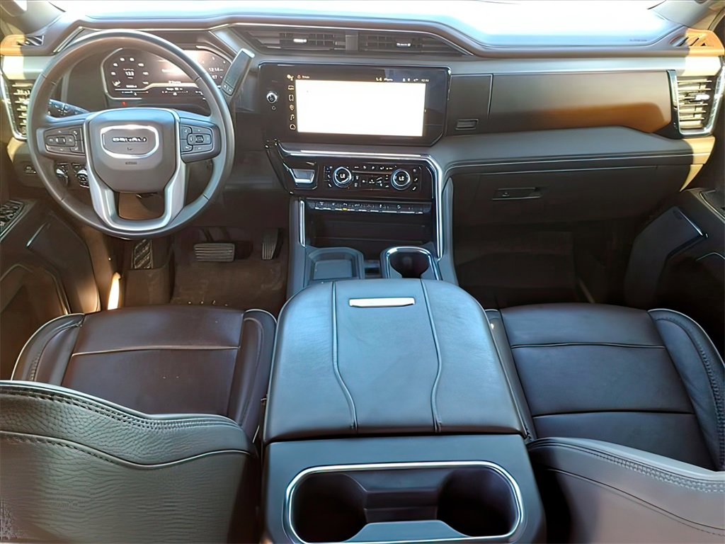 Used 2024 GMC Sierra 2500 Denali w/ Denali Reserve Package image 8
