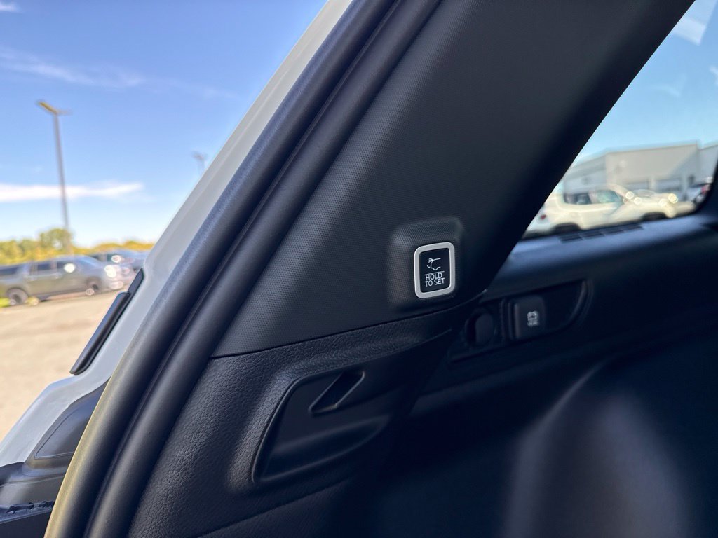 New 2027 Jeep Grand Cherokee Limited AWD/4WD image 22