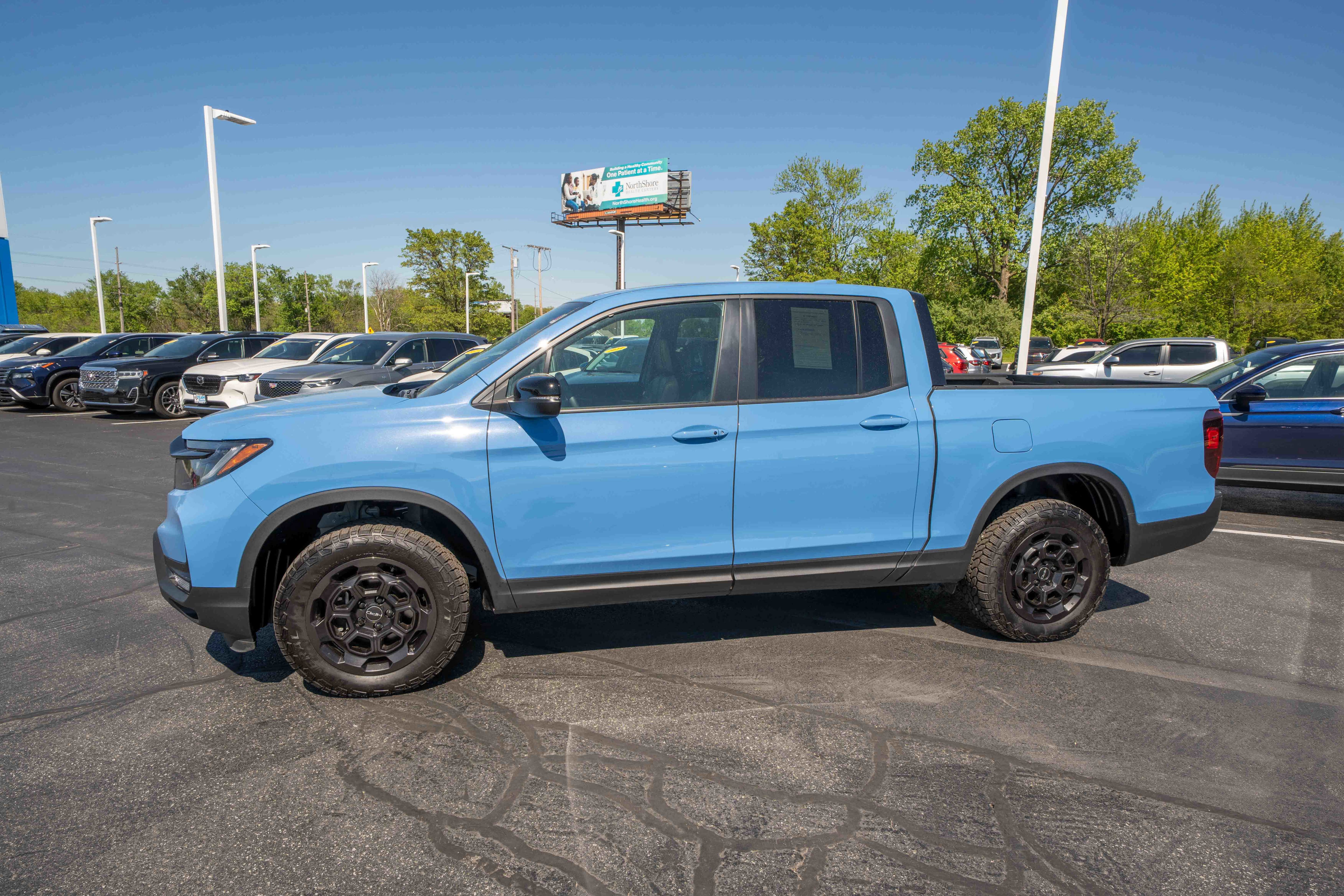 Used 2025 Honda Ridgeline TrailSport+ image 3
