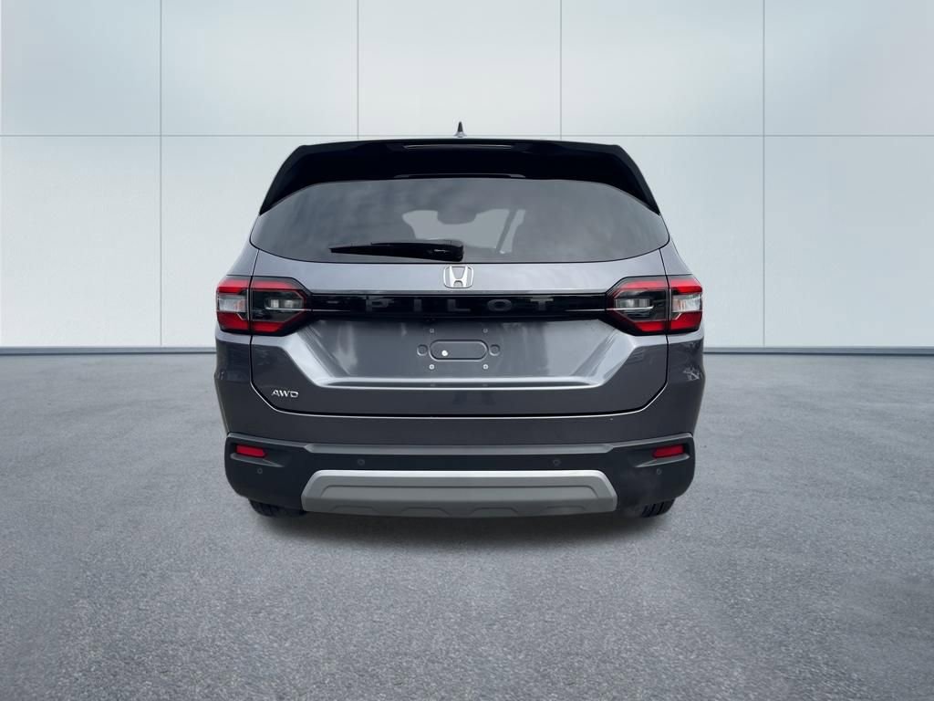 Used 2025 Honda Pilot EX-L image 6