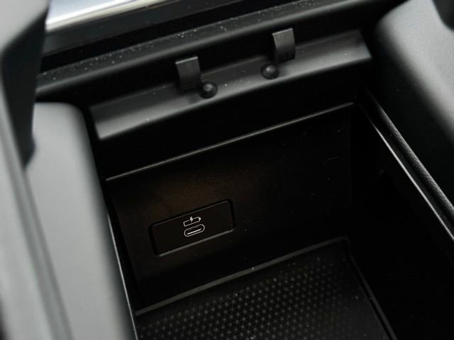 Used 2026 BMW X7 xDrive40i w/ M Sport Package image 38