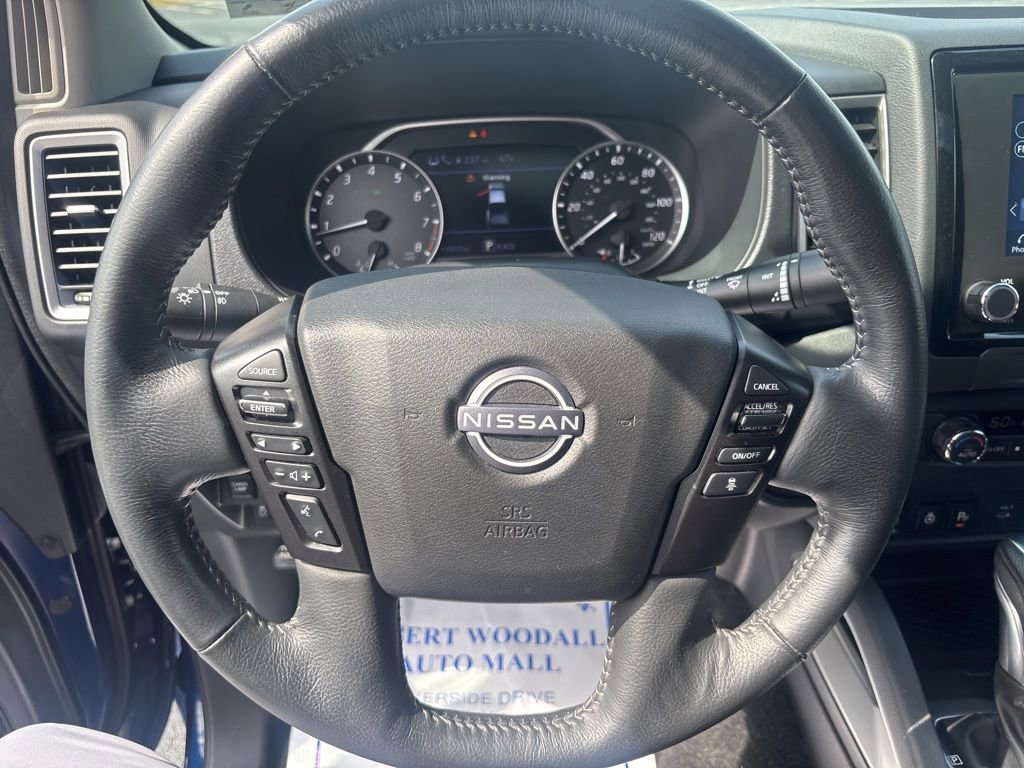 Used 2023 Nissan Frontier SV w/ SV Premium Package image 9