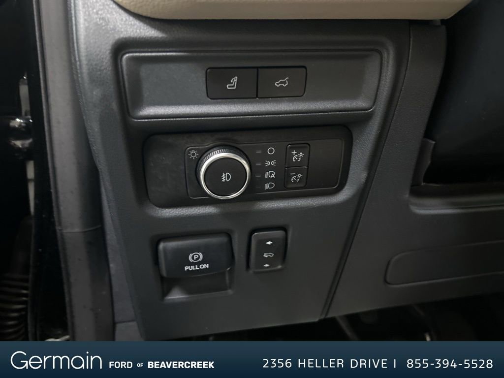 Used 2023 Ford Expedition Limited image 17