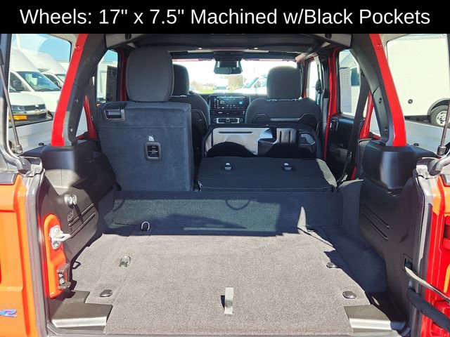 Used 2025 Jeep Wrangler Unlimited Rubicon 4xe image 31