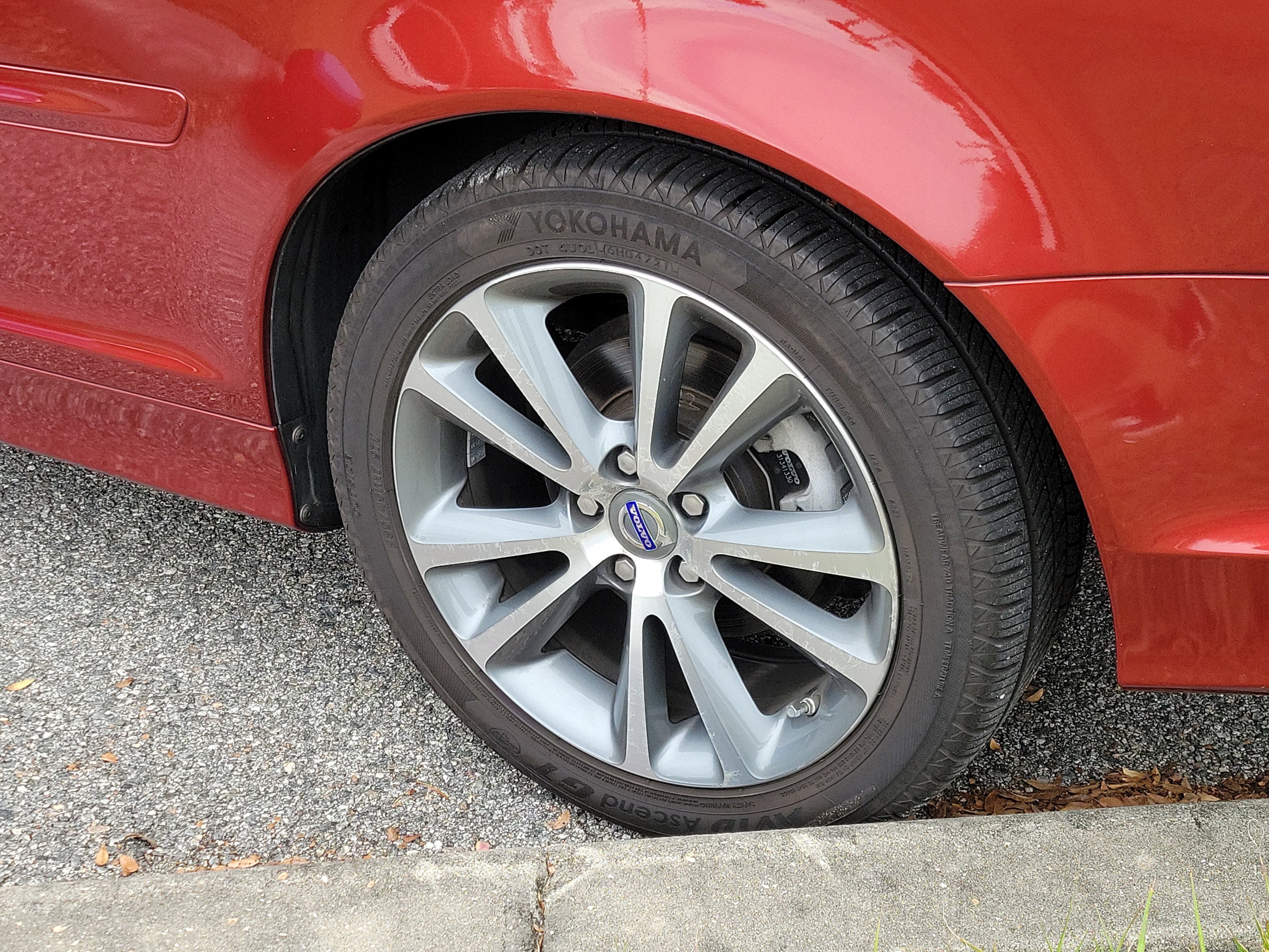 Used 2013 Volvo C70 T5 image 25