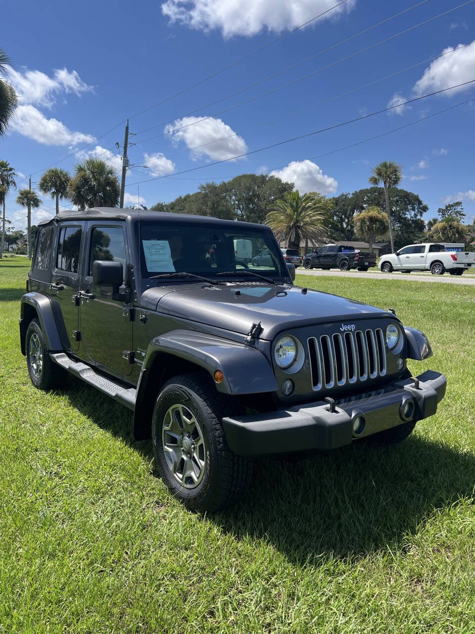 Used 2016 Jeep Wrangler Unlimited Sahara AWD/4WD image 8