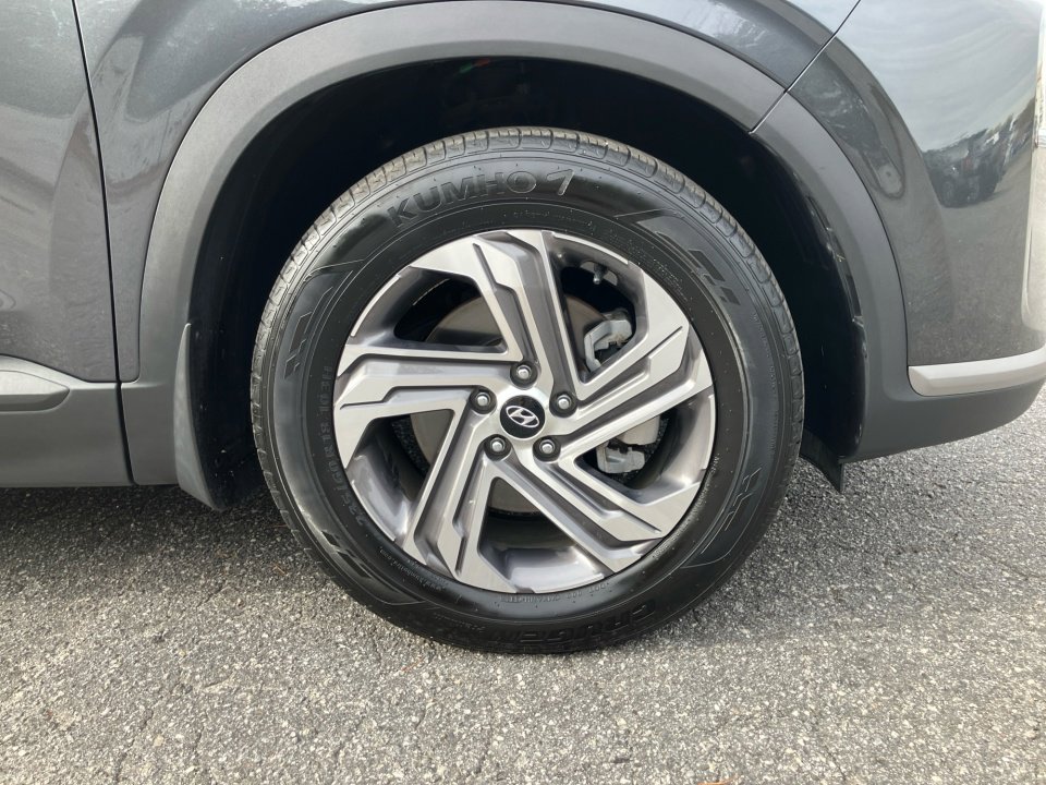 Used 2023 Hyundai Santa Fe SEL image 29