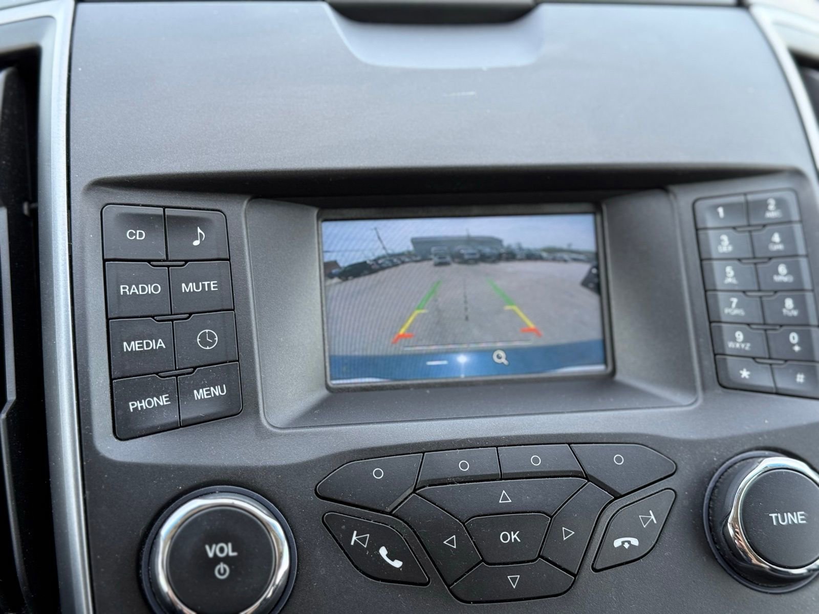 Used 2016 Ford Edge SE image 24