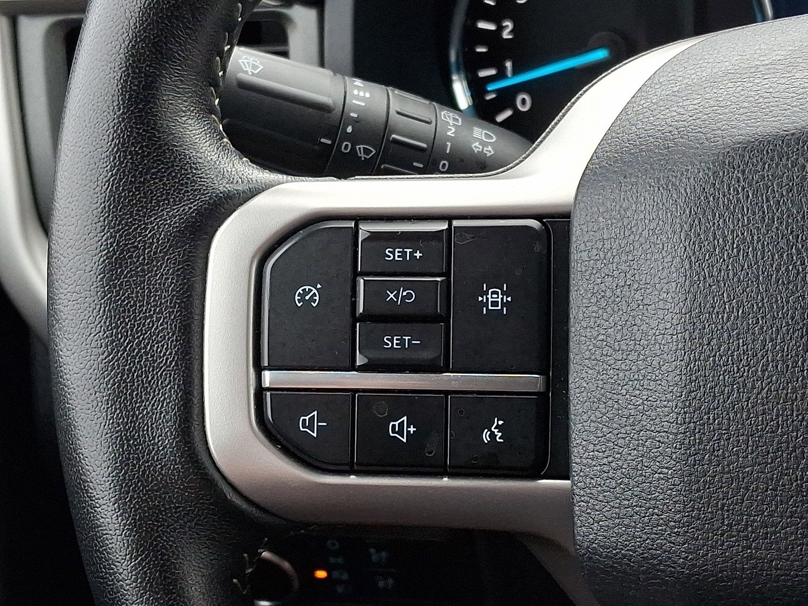 Certified 2024 Ford Expedition XLT AWD/4WD image 19