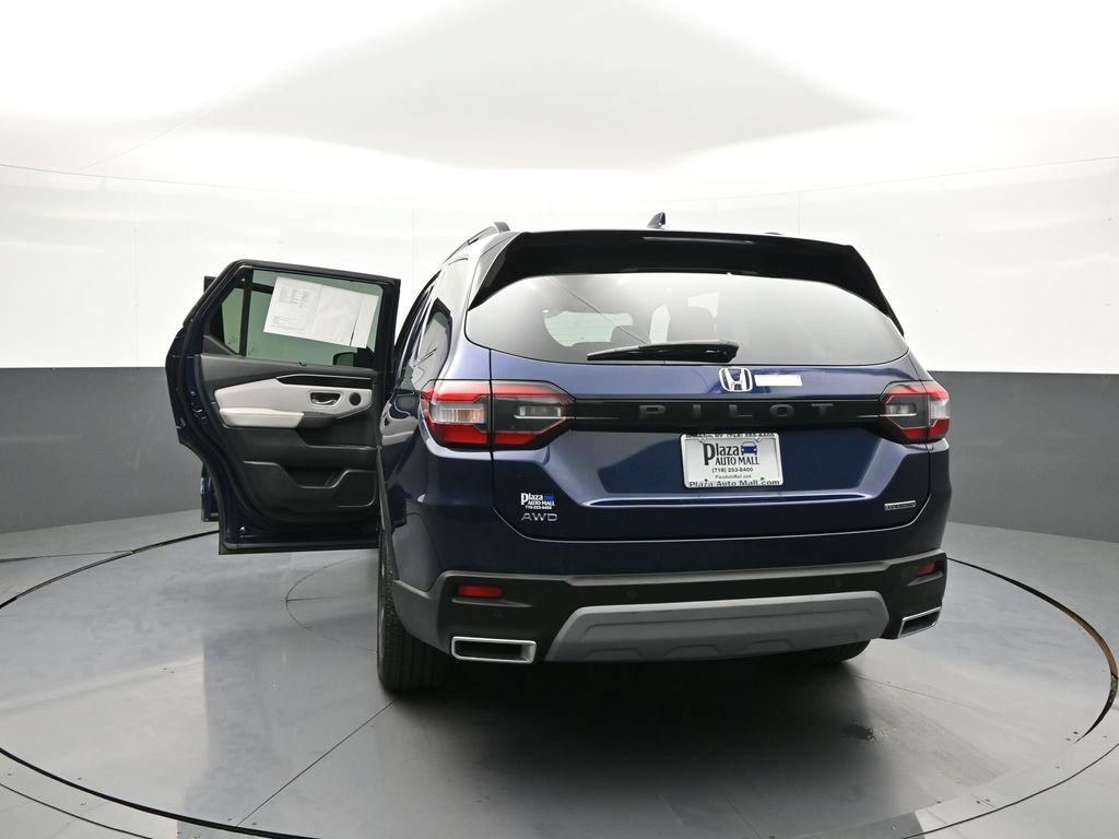 Certified 2024 Honda Pilot Touring image 50