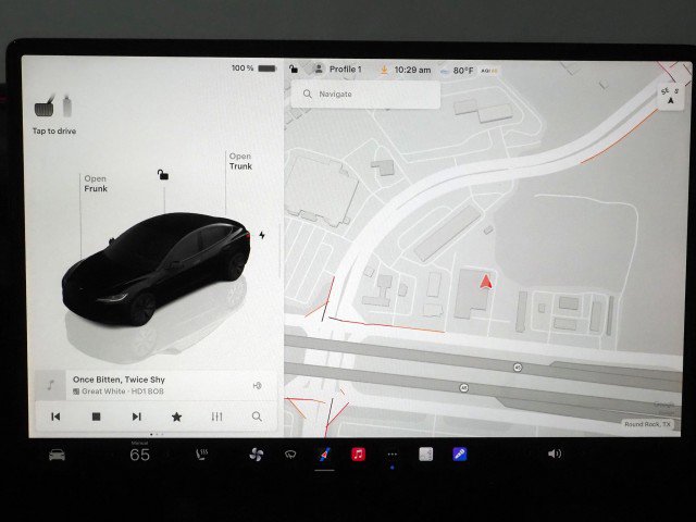 Used 2025 Tesla Model 3 AWD/4WD image 24