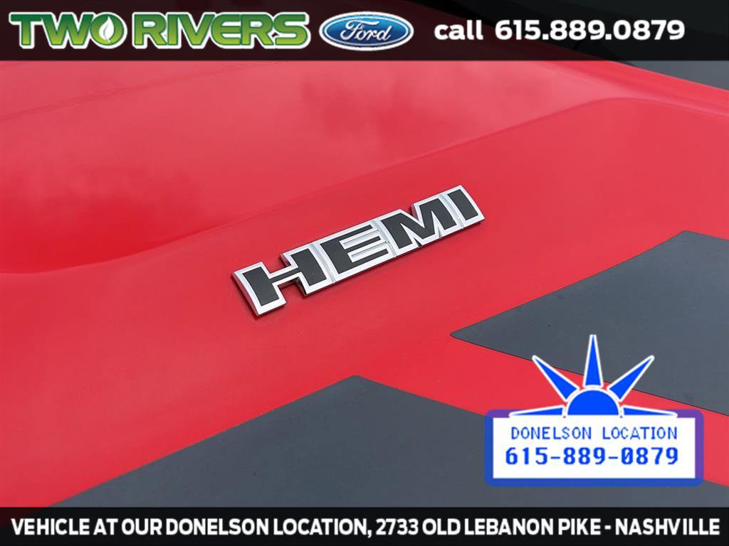 Used 2010 Dodge Challenger R/T RWD image 5