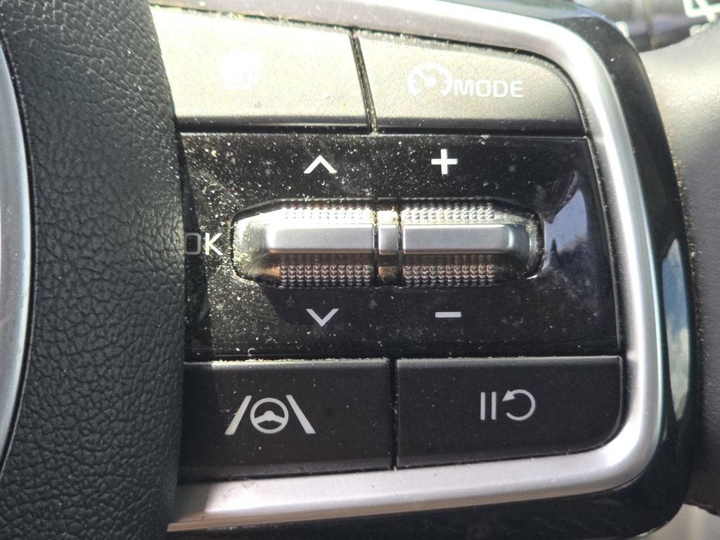 Used 2023 Kia Sorento S w/ Panoramic Sunroof Package FWD image 30