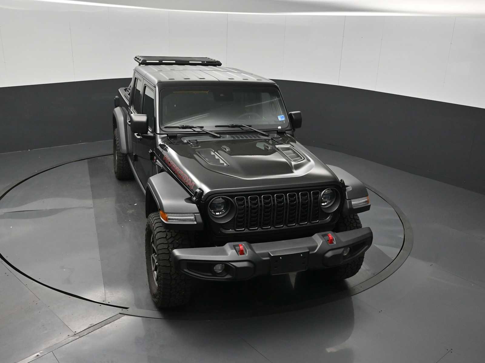 Used 2024 Jeep Gladiator Rubicon w/ Convenience Group image 16