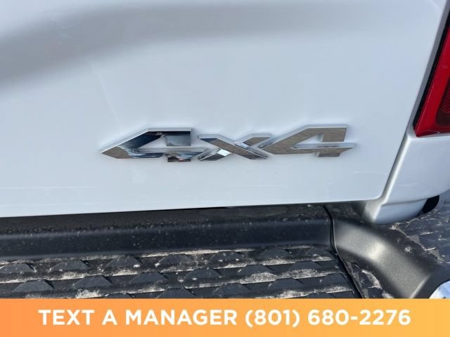 New 2026 RAM 3500 Big Horn AWD/4WD image 13