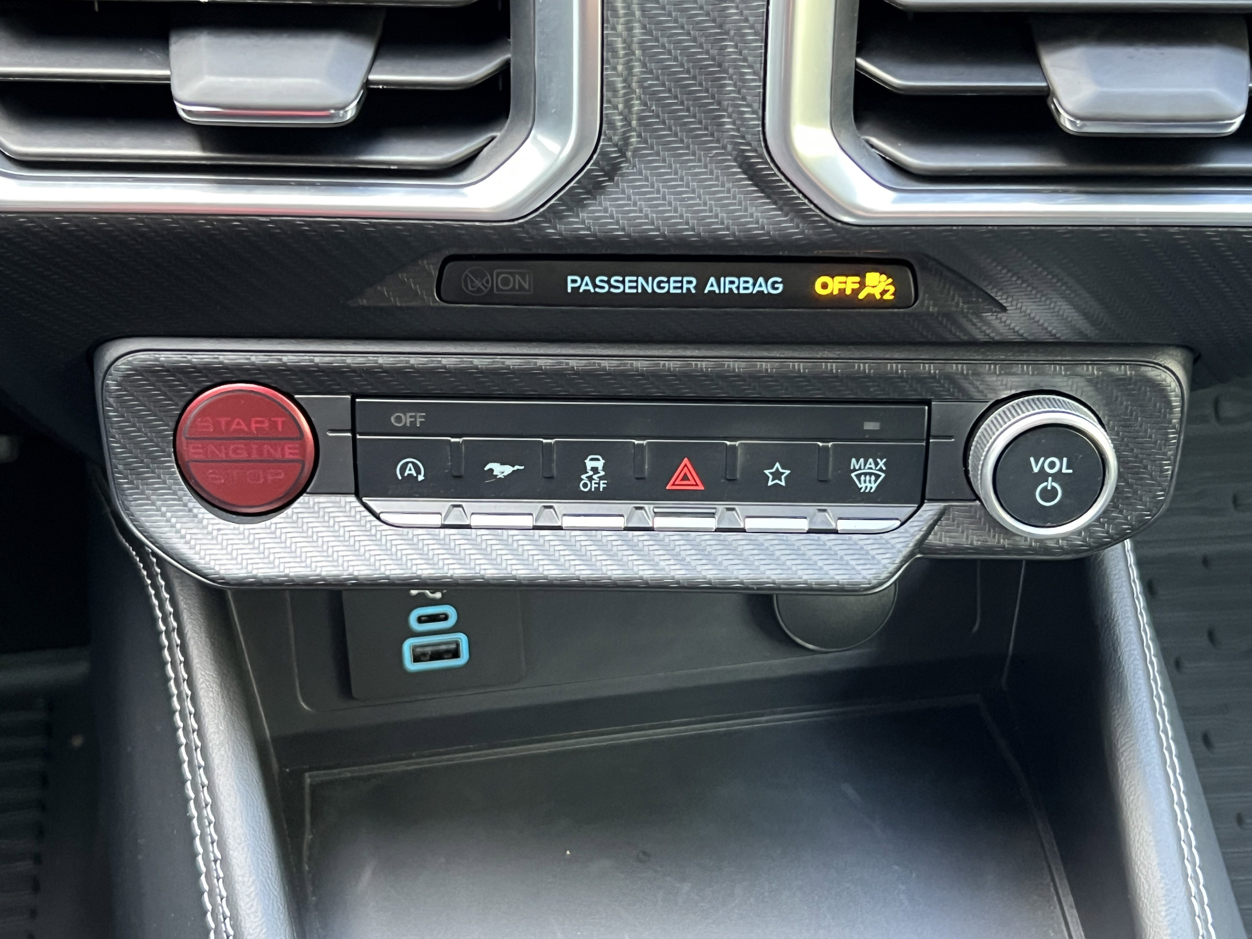 Used 2025 Ford Mustang GT Premium w/ GT Performance Package image 30