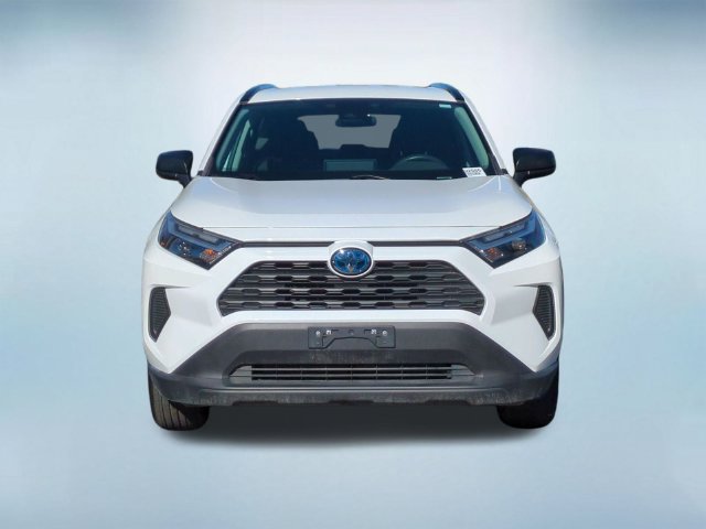 Used 2024 Toyota RAV4 LE AWD/4WD image 3