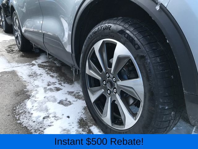 Used 2023 Ford Escape Platinum image 11