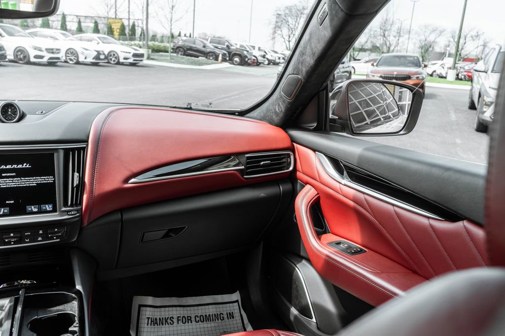 Used 2022 Maserati Levante GT image 15