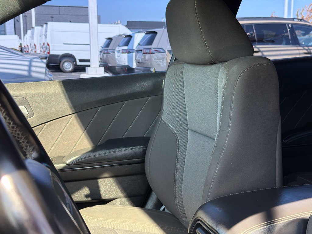 Used 2020 Dodge Charger SXT w/ Blacktop Package RWD image 14