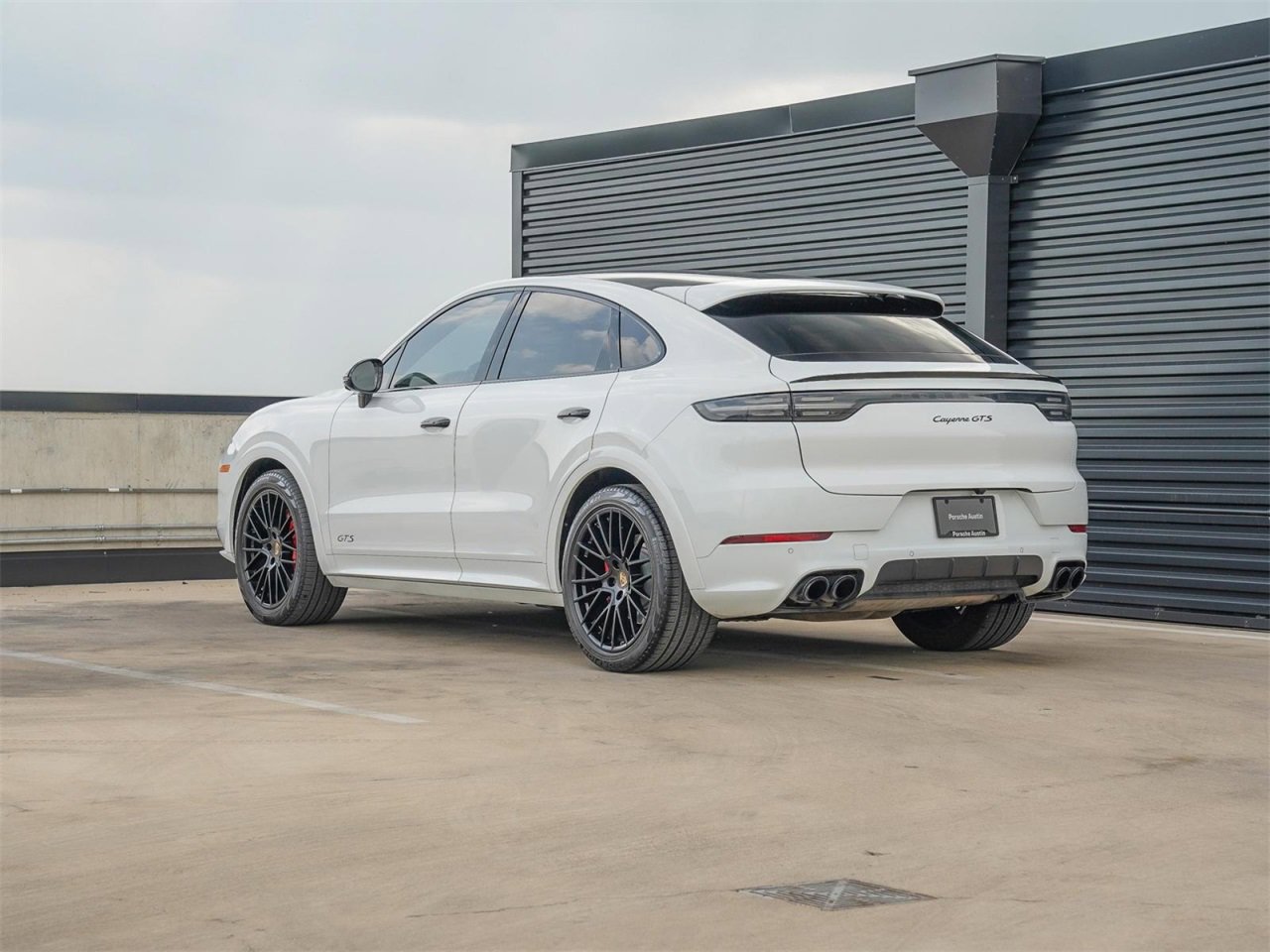 Certified 2023 Porsche Cayenne GTS image 3