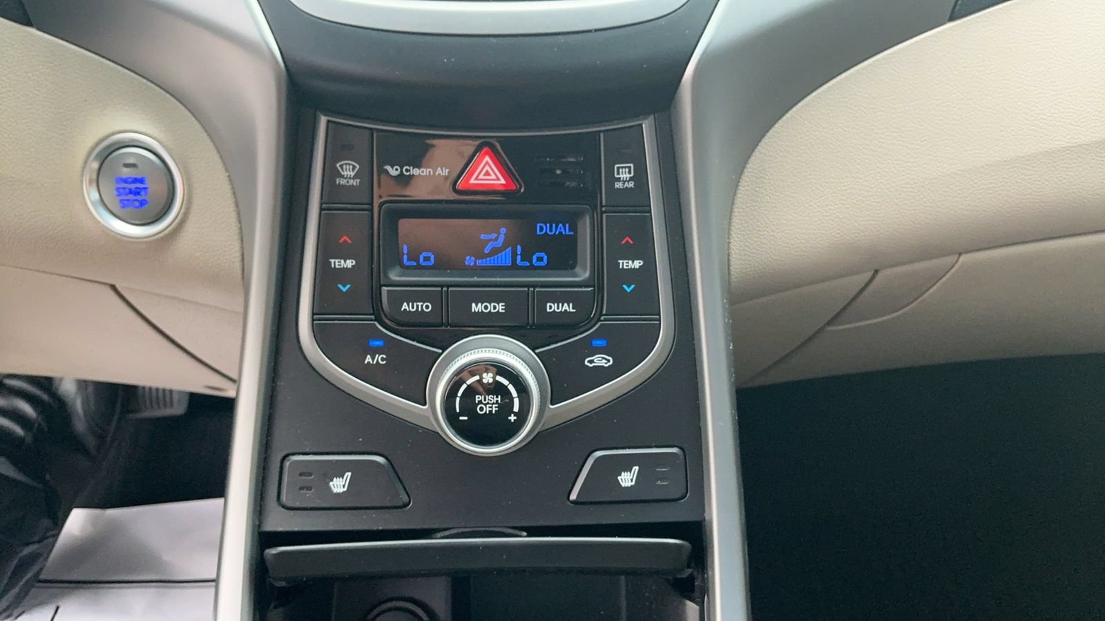 Used 2016 Hyundai Elantra Limited FWD image 28