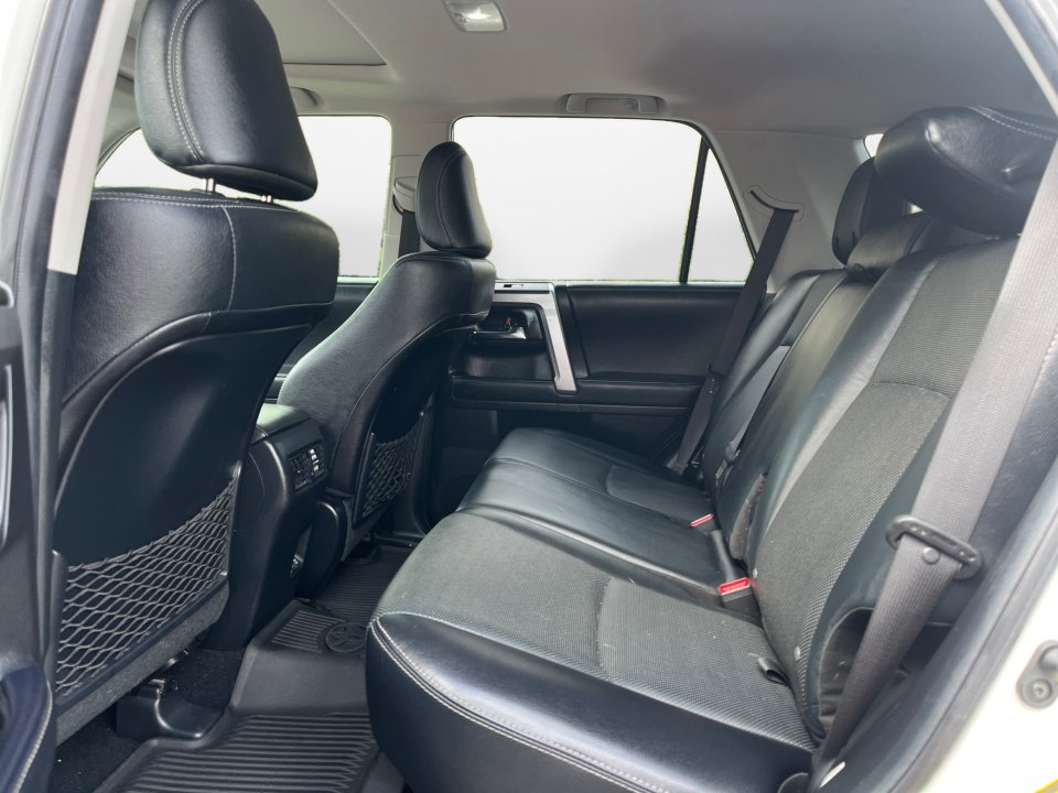 Used 2022 Toyota 4Runner Limited RWD image 15