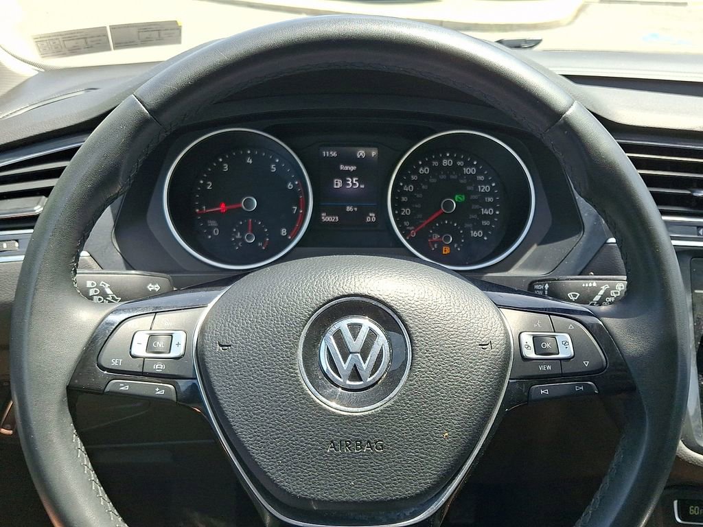 Used 2020 Volkswagen Tiguan SE w/ Panoramic Sunroof Package AWD/4WD image 20