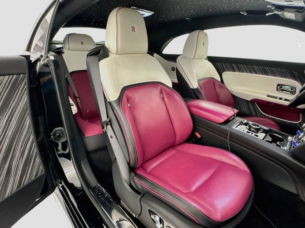 Used 2024 Rolls-Royce Spectre w/ Spectre Launch Package AWD/4WD image 30