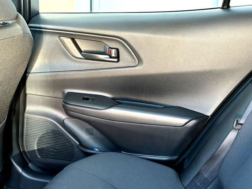 Used 2025 Toyota Prius Plug-In Hybrid FWD image 20
