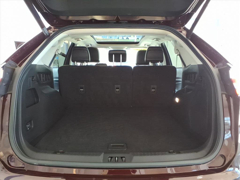 Used 2022 Ford Edge Titanium w/ Equipment Group 301A image 17