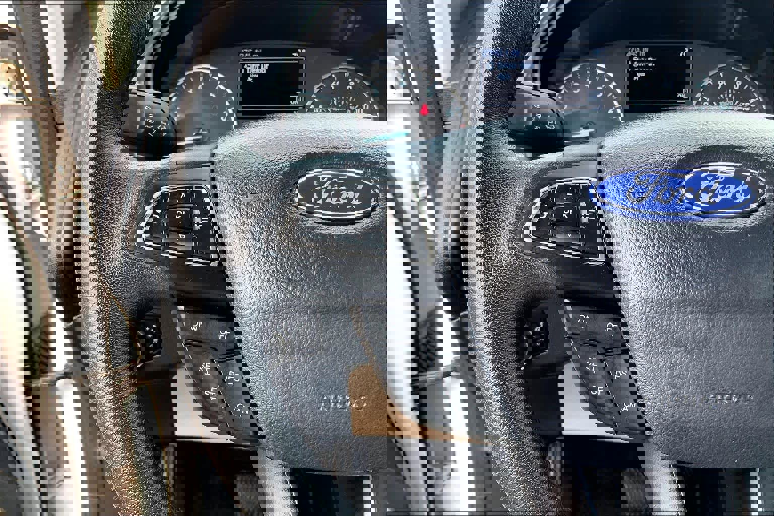 Used 2020 Ford EcoSport Titanium image 24