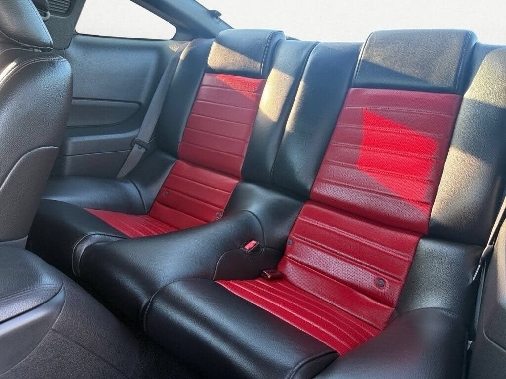 Used 2007 Ford Mustang Shelby GT500 RWD image 13
