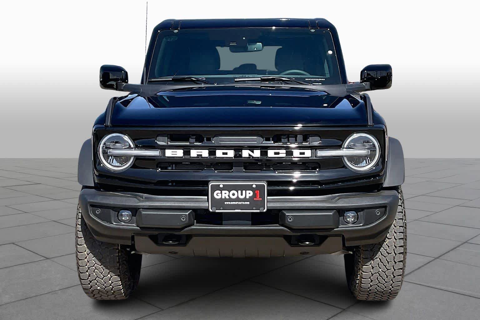 New 2026 Ford Bronco Outer Banks w/ Sasquatch Package AWD/4WD image 3
