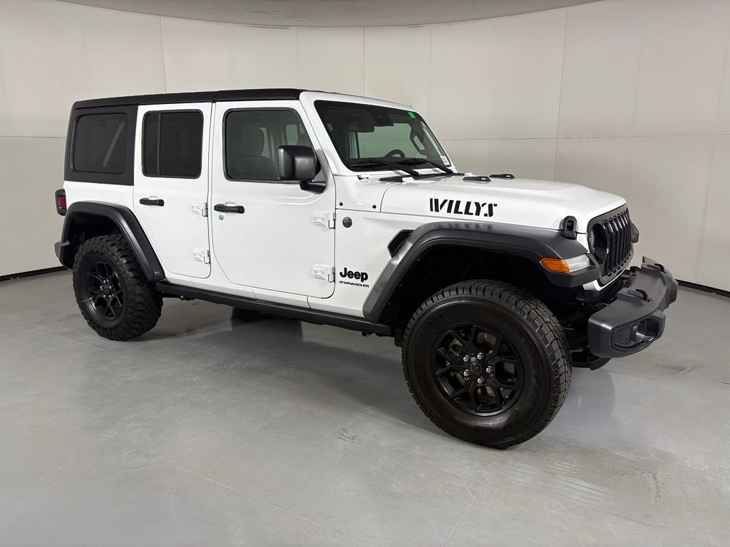 Used 2025 Jeep Wrangler Unlimited Sport AWD/4WD image 9