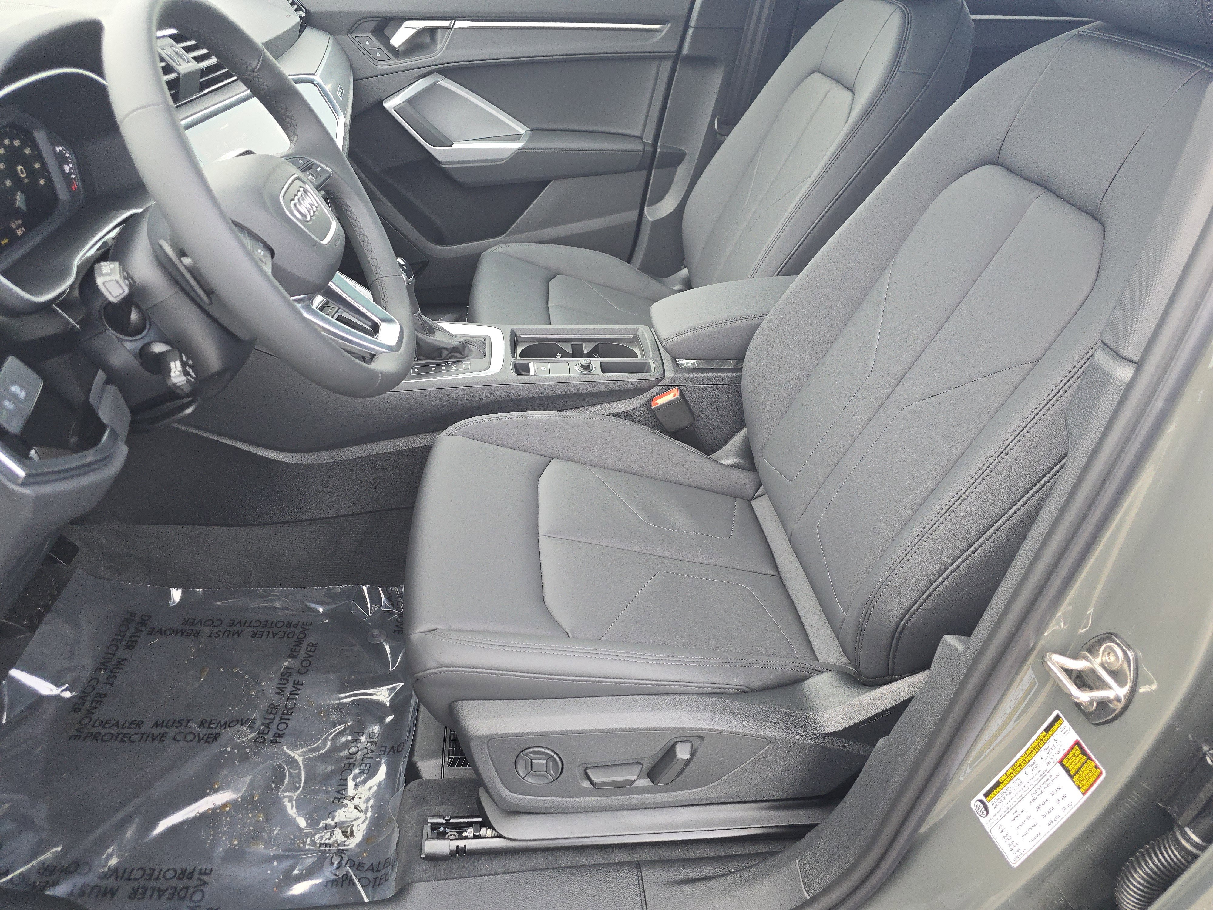 New 2025 Audi Q3 2.0T Premium image 19