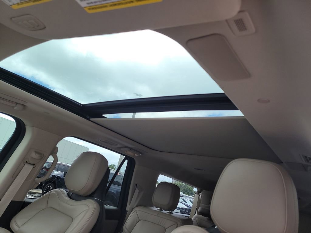 Used 2023 Lincoln Navigator L Reserve image 20