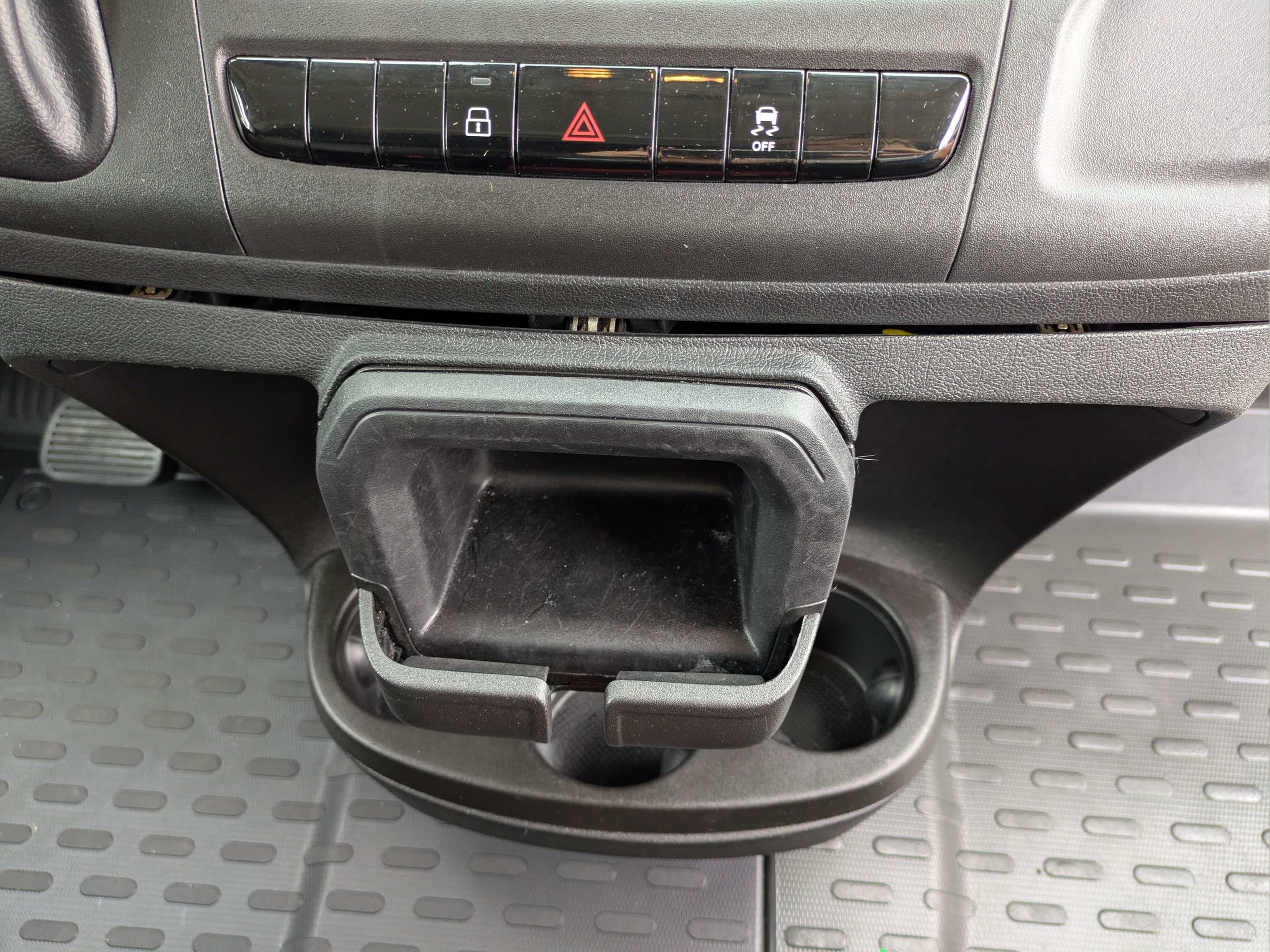 Used 2025 RAM ProMaster 2500 w/ U-Haul Equipment Group FWD image 15