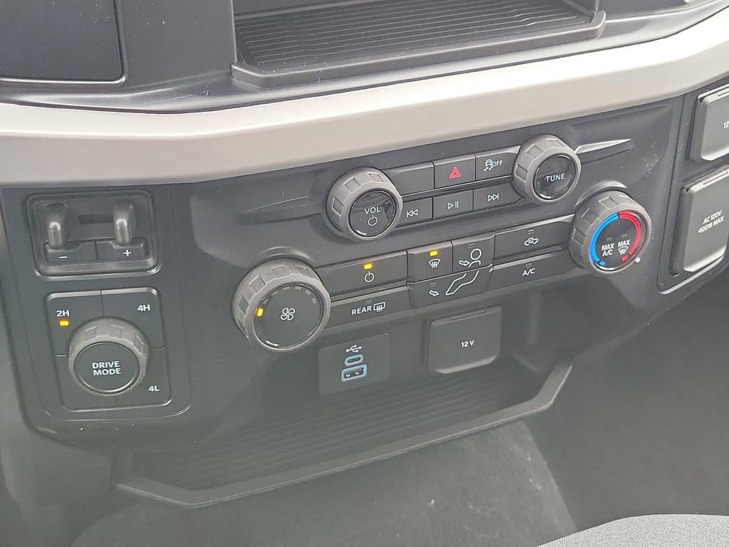 New 2026 Ford F250 XLT image 21