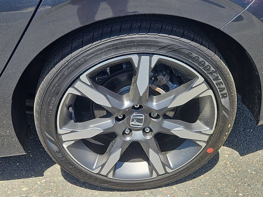 Certified 2025 Honda Civic Sport Touring image 7